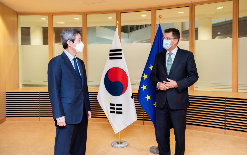 Visit of Lee In-young, South Korean Minister for Unification, to the European Commission