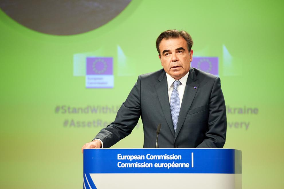 Read-out of the weekly meeting of the von der Leyen Commission by Margaritis Schinas, Vice-President of the European Commission, Didier Reynders, and Ylva Johansson, European Commissioners,  on freezing and confiscating assets of oligarchs violating…